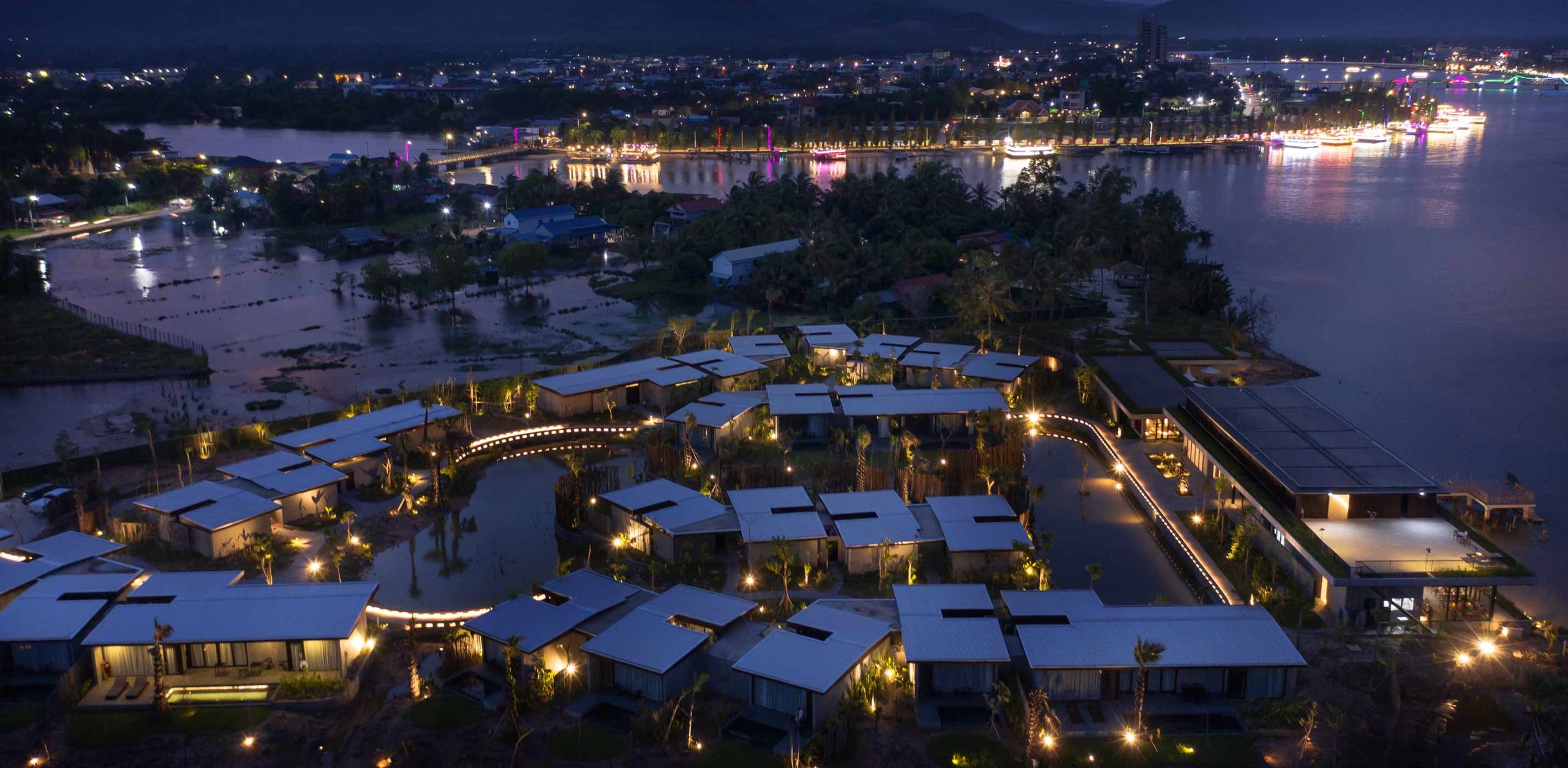 Amber Kampot Luxury Resort Villas